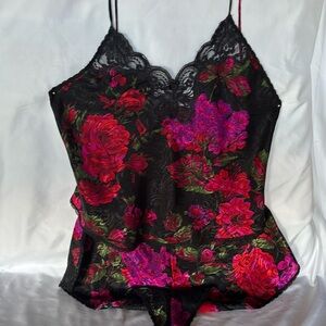 VINTAGE LATE 80’s LUCIE ANN II VERY RARE LINGERIE CAMI & FLUTTER SHORT SET MED